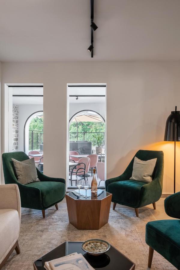 Bridges Residence Veliko Turnovo Bagian luar foto